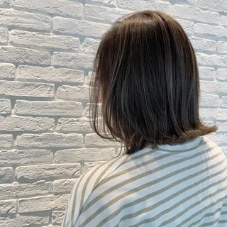 ミディアム Pēji所属・松村 総のヘアスタイル