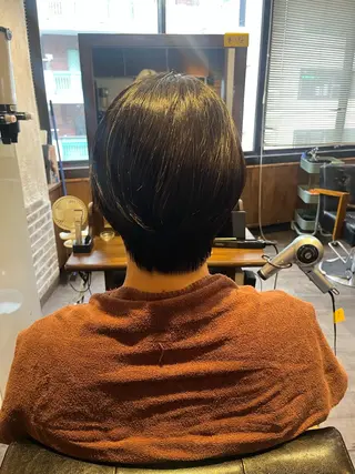 ショート eMir... 武蔵小杉所属・新舘 怜奈のヘアスタイル