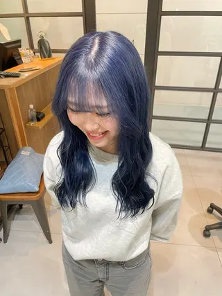 ロング Neale. ナナカのヘアスタイル