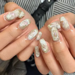 ネイル mitsuki / Manonのネイルデザイン