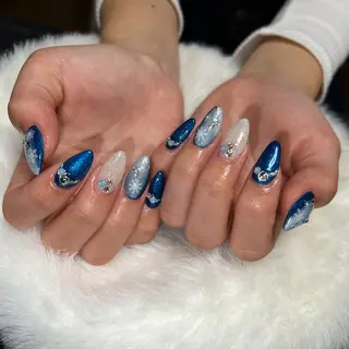 ミディアム ネイル nail salon azuのネイルデザイン
