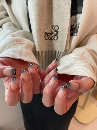 ネイル Ami 🦥のネイルデザイン