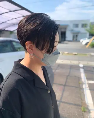 ショート ulu.久保田 加奈子のヘアスタイル