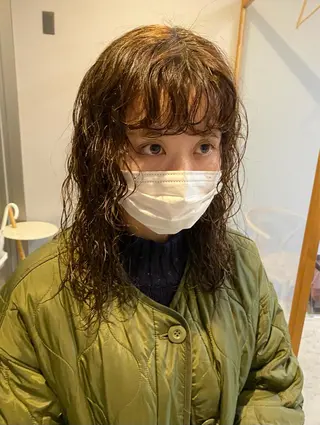 ロング F-card所属・shiga mariaのヘアスタイル