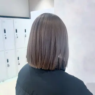 ショート ハイトーン／透明感 カラー Mioのヘアスタイル
