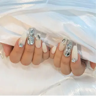 ネイル Lyna 池袋のネイルデザイン