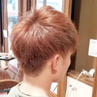 ショート メンズ カラー 高口 雅のヘアスタイル