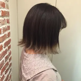 ショート カラー ホワイト&レイヤーカ ットエクステ長畠俊輔のヘアスタイル