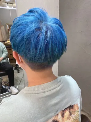 ショート カラー メンズ 桜田 修未のヘアスタイル