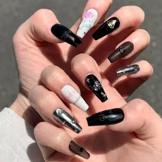 ネイル MODA MANAMIᵕ̈のネイルデザイン