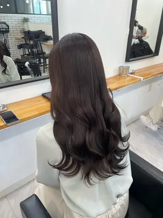 カラー GISEL TAKUYAのヘアスタイル