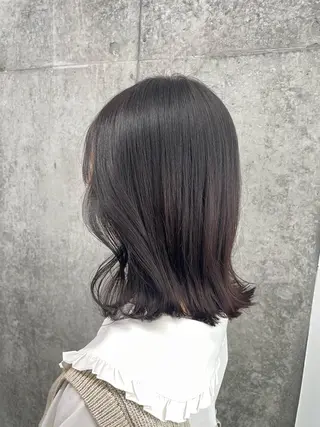 ミディアム yuika .のヘアスタイル