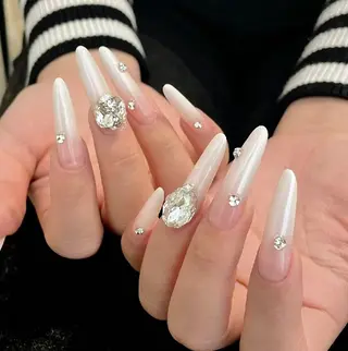 ネイル Oomiya 服部のネイルデザイン