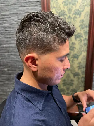 ショート メンズ プレミアムバーバー赤坂所属・野川 純麗のヘアスタイル