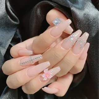 ネイル インフィニティ ネイルサロンのネイルデザイン