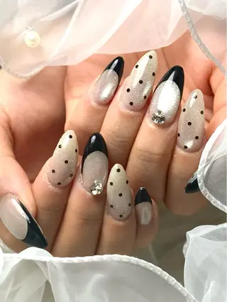 ネイル ルシイ🎀新宿長さ 出しパーツ専門店のネイルデザイン