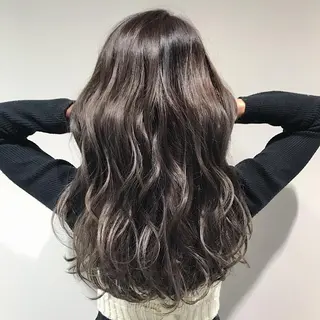 ロング カラー ヘアアレンジ Zina渋谷エリア マネージャShionのヘアスタイル
