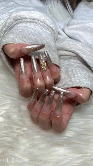 ネイル U·Mi nail salon所属・U·MI 上野御徒町店のネイルデザイン