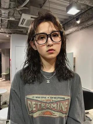 ミディアム ハイトーン特化/和音 【デザインカラー】のヘアスタイル