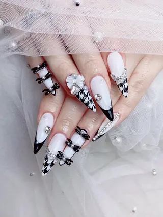 ネイル ネイルサロン lotusのネイルデザイン