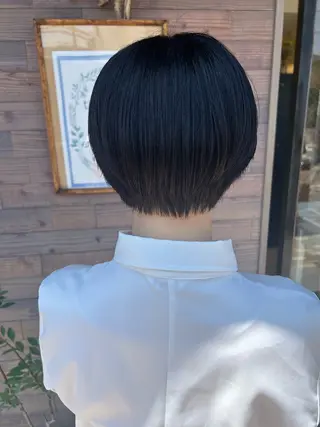 ショート 高津 千慧のヘアスタイル