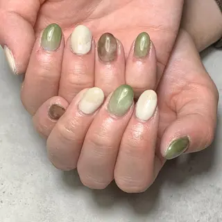 ネイル atelier　FIORITURA所属・FIORITURA aiのネイルデザイン