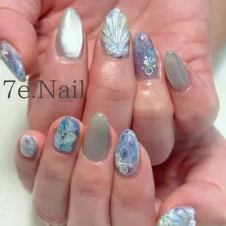 ネイル 7e. Nailのネイルデザイン