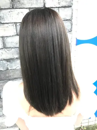 ミディアム どんな髪も綺麗に✨ 髪質改善×縮毛矯正のヘアスタイル