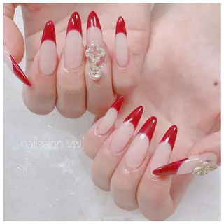 ネイル ＶＩＶＩ nailsalonのネイルデザイン