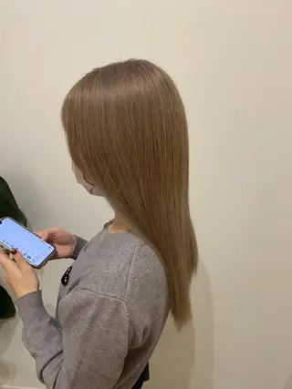 ロング カラー 藤野 凪沙のヘアスタイル