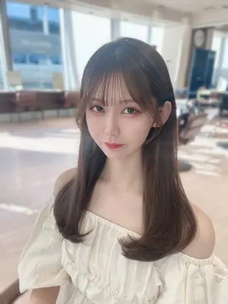 セミロング 🎀大竹美侑／顔まわ りカット／レイヤーのヘアスタイル