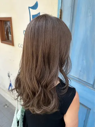 ミディアム 茅ヶ崎/ヘアカラー 悠月のヘアスタイル