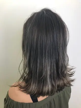 セミロング カラー 顔周りカット/髪質改 善/新宿/畑中稔里のヘアスタイル