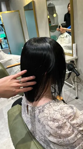 ミディアム カラー 新宿/アシスタント AiNAのヘアスタイル