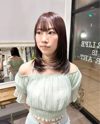 ミディアム カラー 篠崎 佑季のヘアスタイル