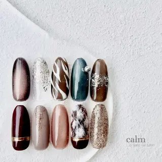ネイル calm 〔ｶｰﾑ〕のネイルデザイン