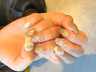 ネイル Nest 岩崎のネイルデザイン