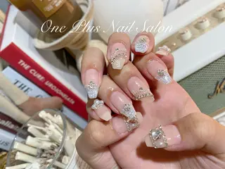ネイル One Plus Nail Salonのネイルデザイン
