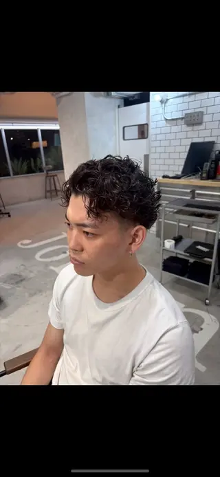 ミディアム 滝本 承太朗のヘアスタイル