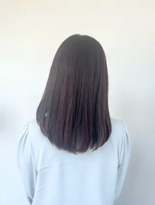 カラー 長谷 朋美のヘアスタイル