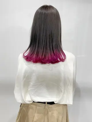 カラー white.所属・white.梅田 デザインカラー🦄のヘアスタイル