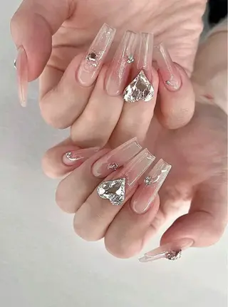 ネイル u1salon所属・ゆい ユイのネイルデザイン