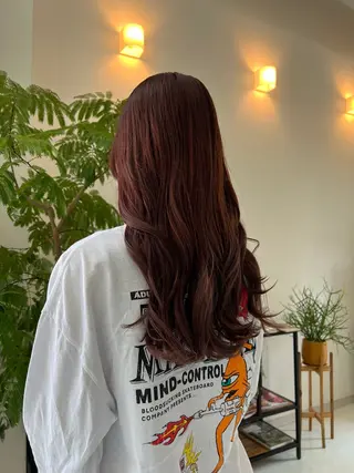 ミディアム ink by artefice所属・松下 英奈のヘアスタイル