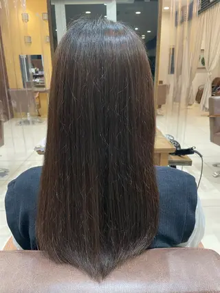 ロング HIKARI🐈‍⬛ レイヤー×デザインのヘアスタイル