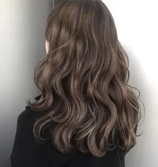 ロング カラー 🌟髪質改善ケアカラ ー美髪縮毛矯正y🌟のヘアスタイル