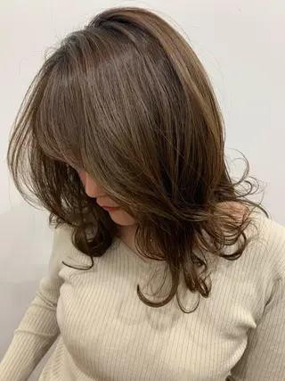 ミディアム カラー ViaLa Hair 🌈すずきたくむ✂︎のヘアスタイル