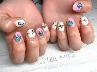 ネイル Li'leaNail AINAのネイルデザイン