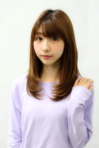 セミロング カラー CHAINON 近鉄奈良店のヘアスタイル