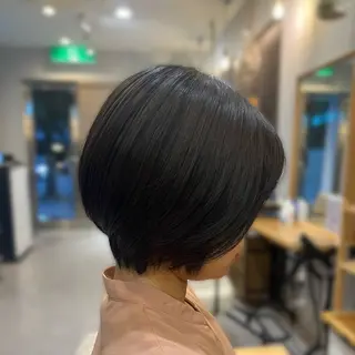 ショート カット 🌸 飯野 舞桜のヘアスタイル