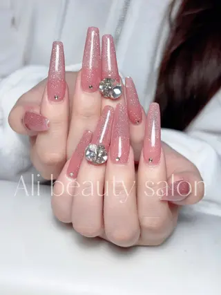 ネイル Ali 新小岩 ネイル専門のネイルデザイン